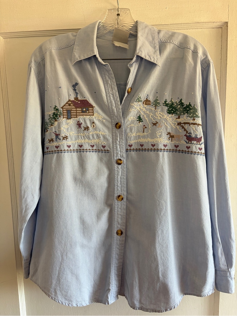 Jantzen Light Blue Embroidered Winter Scene Button-Up Blouse 9-18